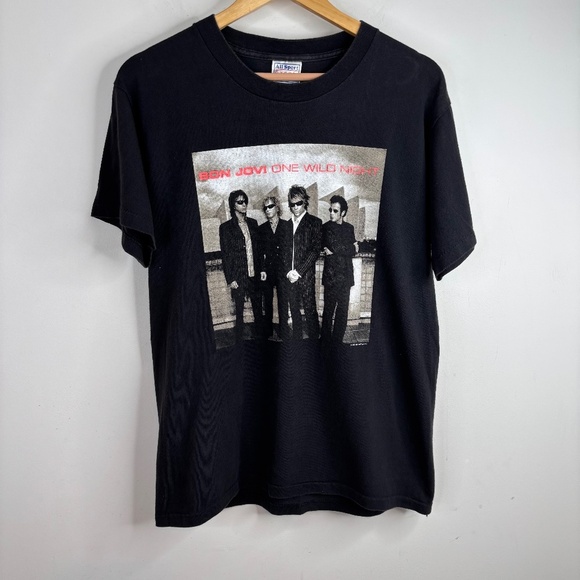 Vintage Single Stitch Bon Jovi Tour Shirt M One Wild Night 100% Cotton 2001 - Picture 1 of 11